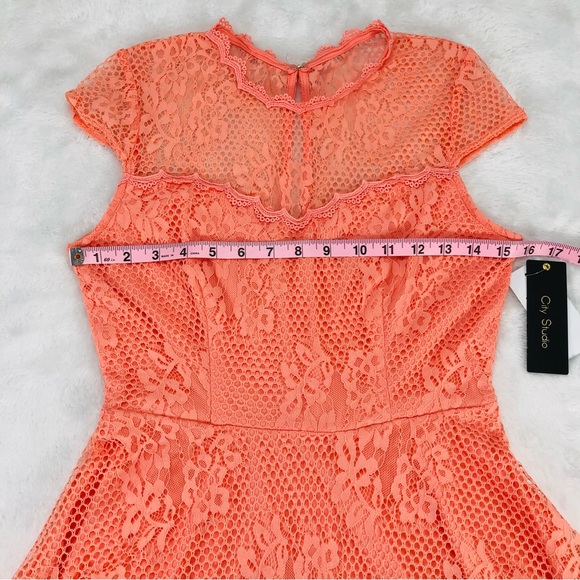 City Studio, Lined Lace Fit and Flare Dress, Size 5 - Picture 5 of 9